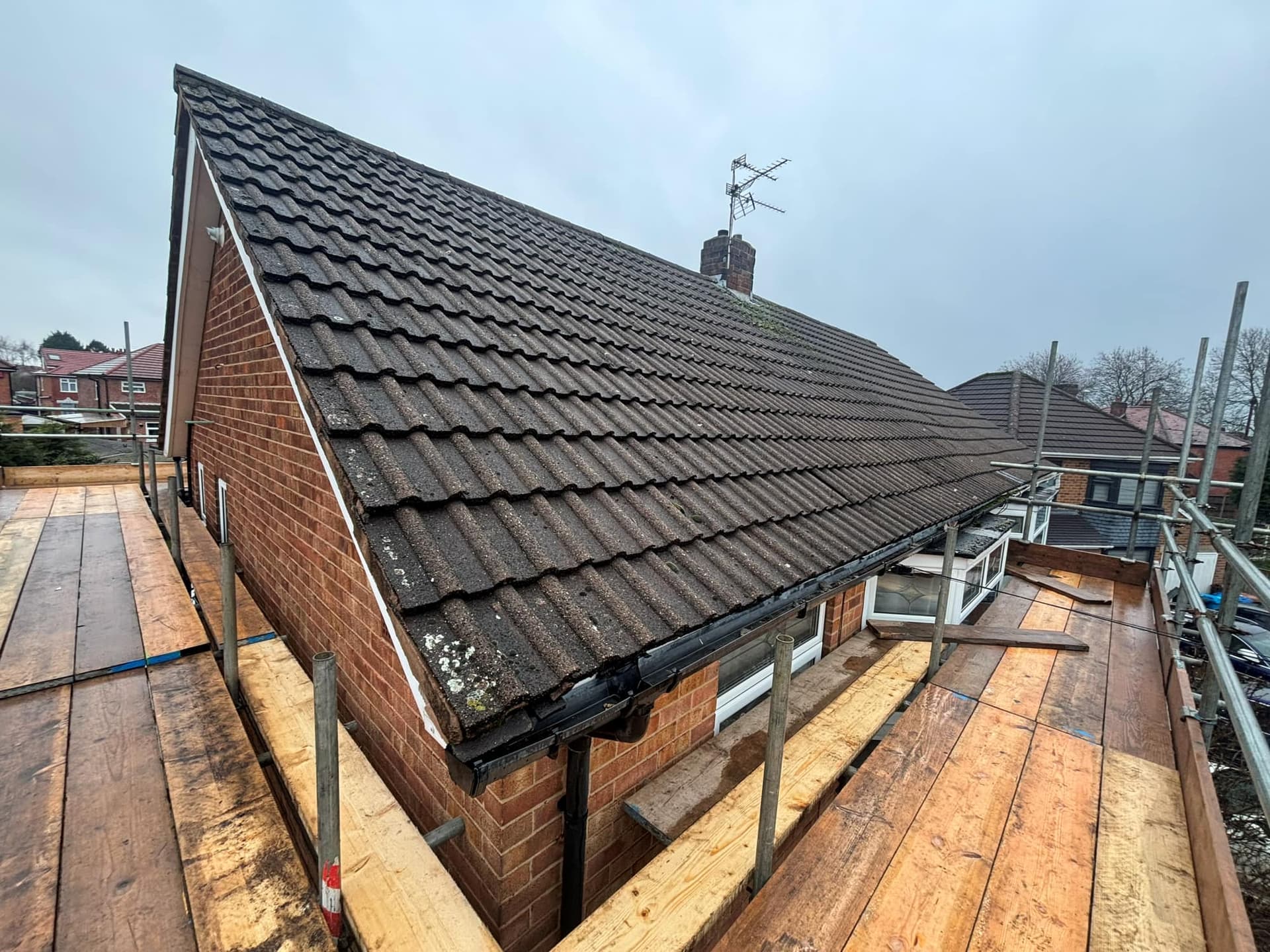 New Roof Installed with a Sandtoft Double Pantile in Thringstone Leicestershire — roofing work by Armour Shield Roofing Services Coalville (photo 70)