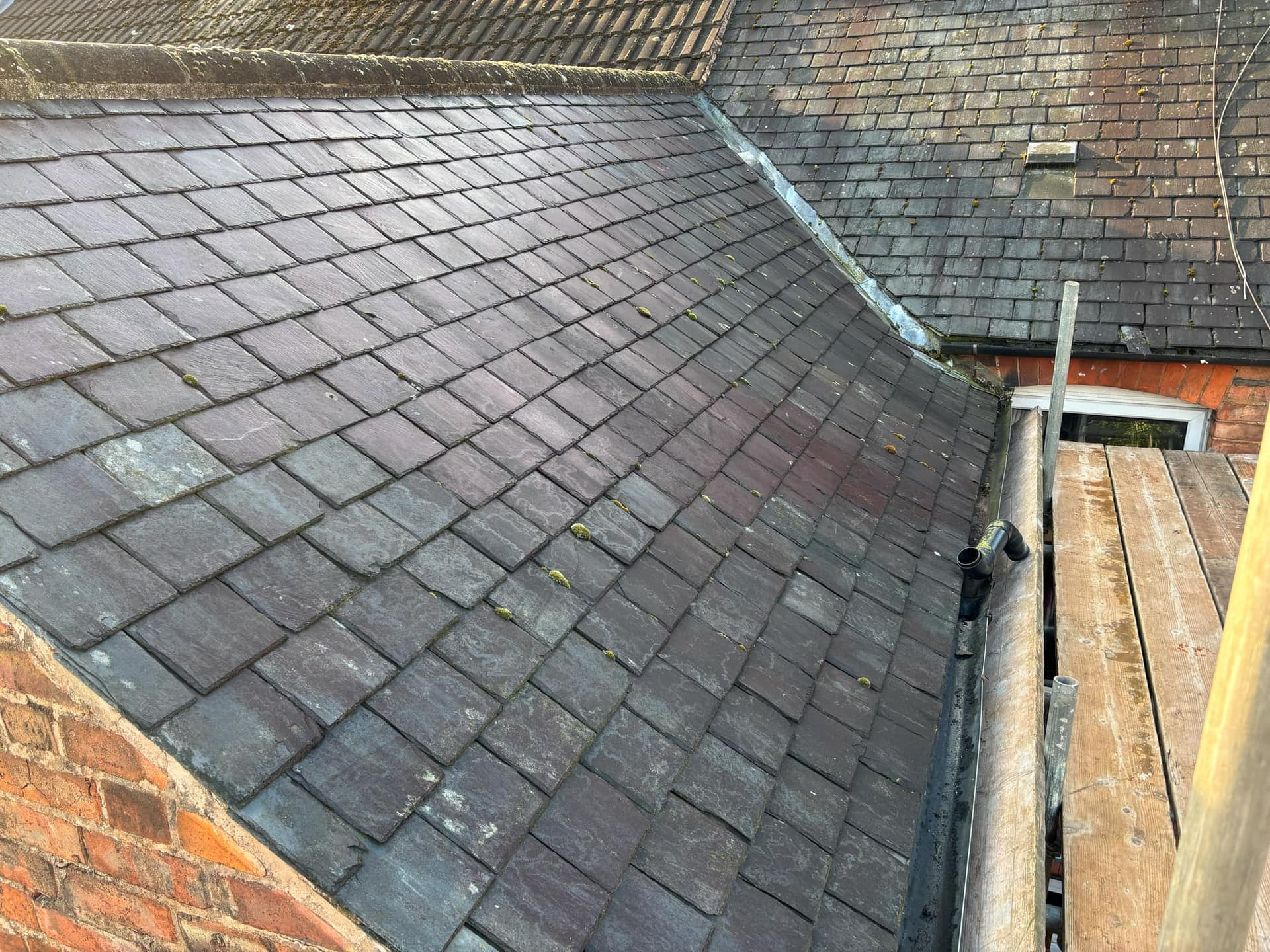 New Slate Roof in Wigston Leicester — roofing work by Armour Shield Roofing Services Coalville (photo 46)